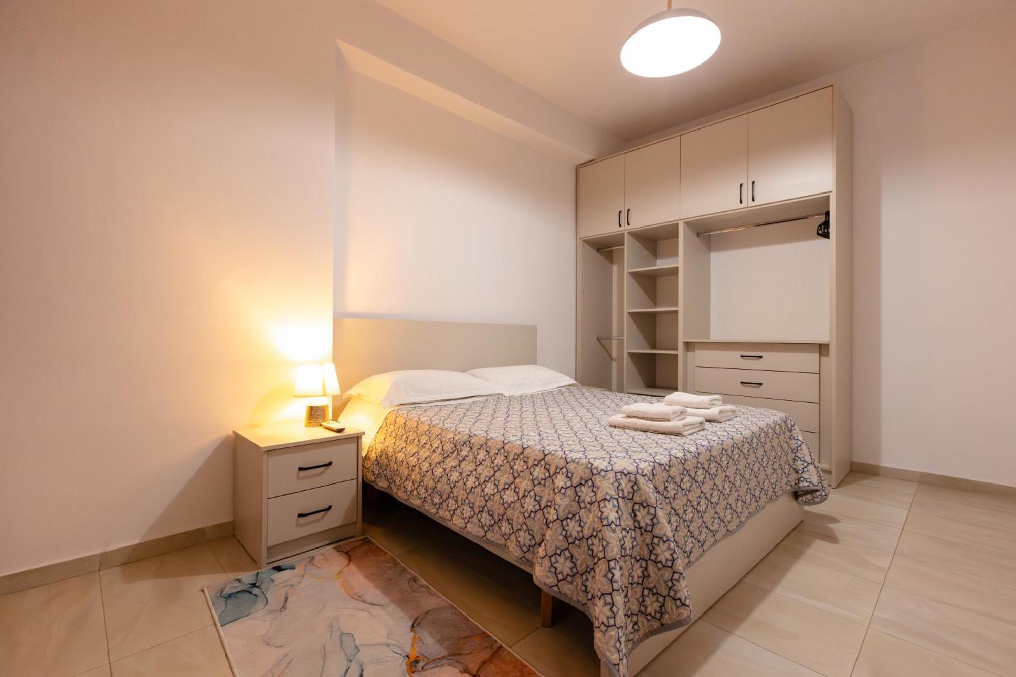 Happy Home Central 1 Tirana Bagian luar foto