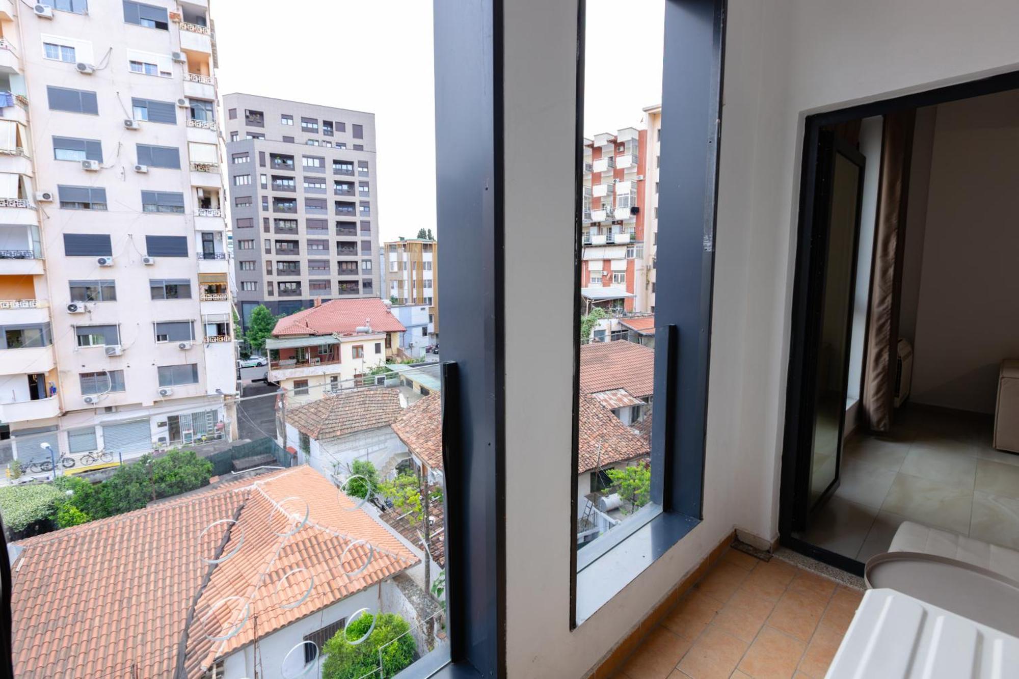 Happy Home Central 1 Tirana Bagian luar foto
